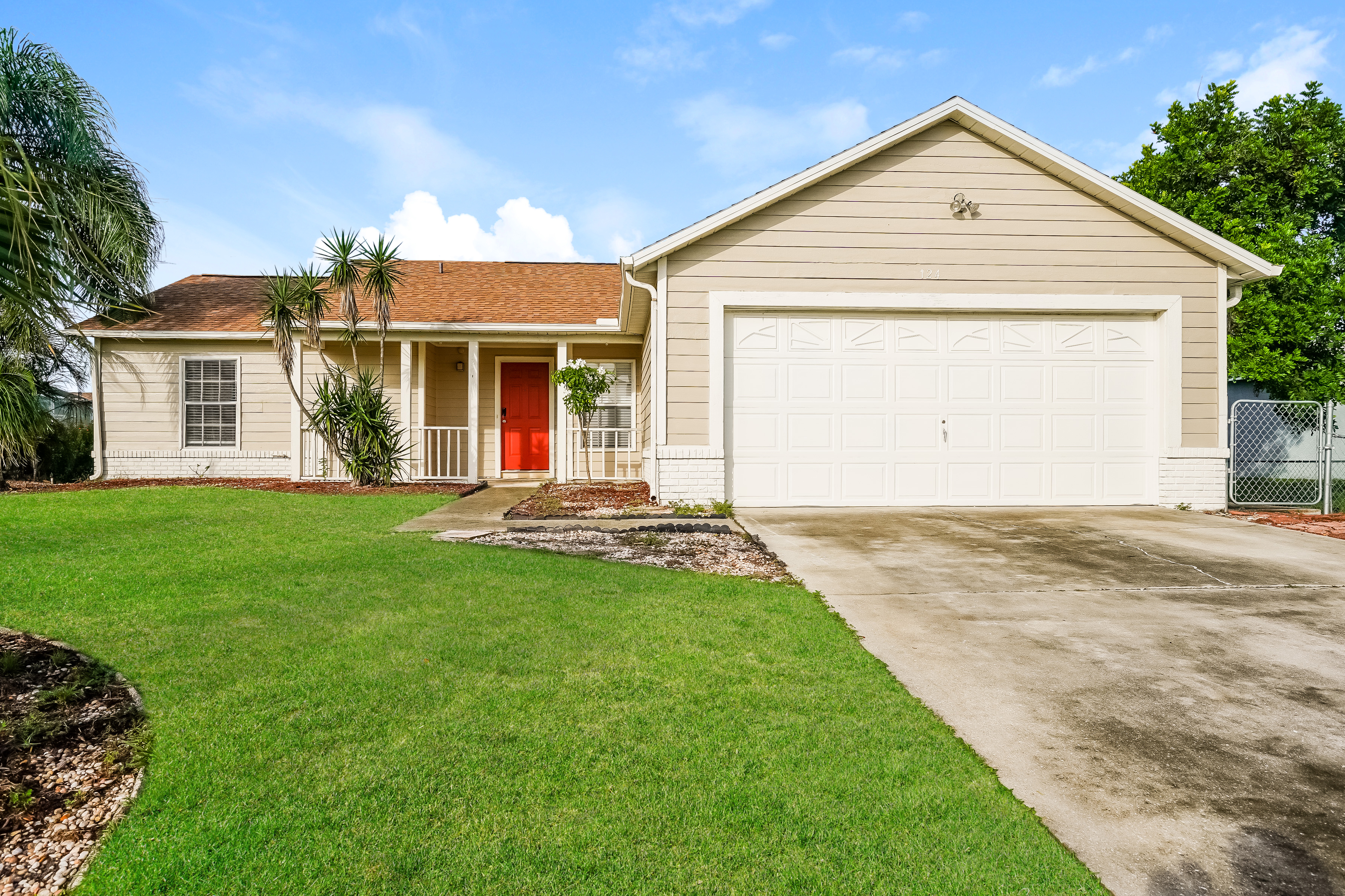 124 N E 7TH AVE CAPE CORAL, FL 33909